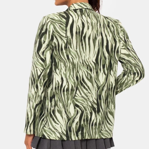 Halara V Neck Watercolor Print Blazer - Picture 2 of 10